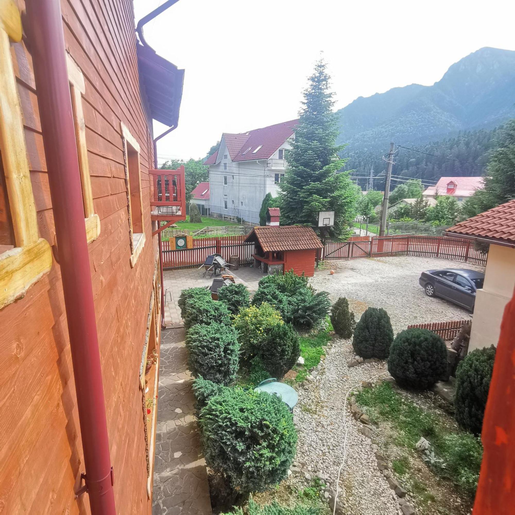 Pensiunea Fara Nume Busteni Exterior photo
